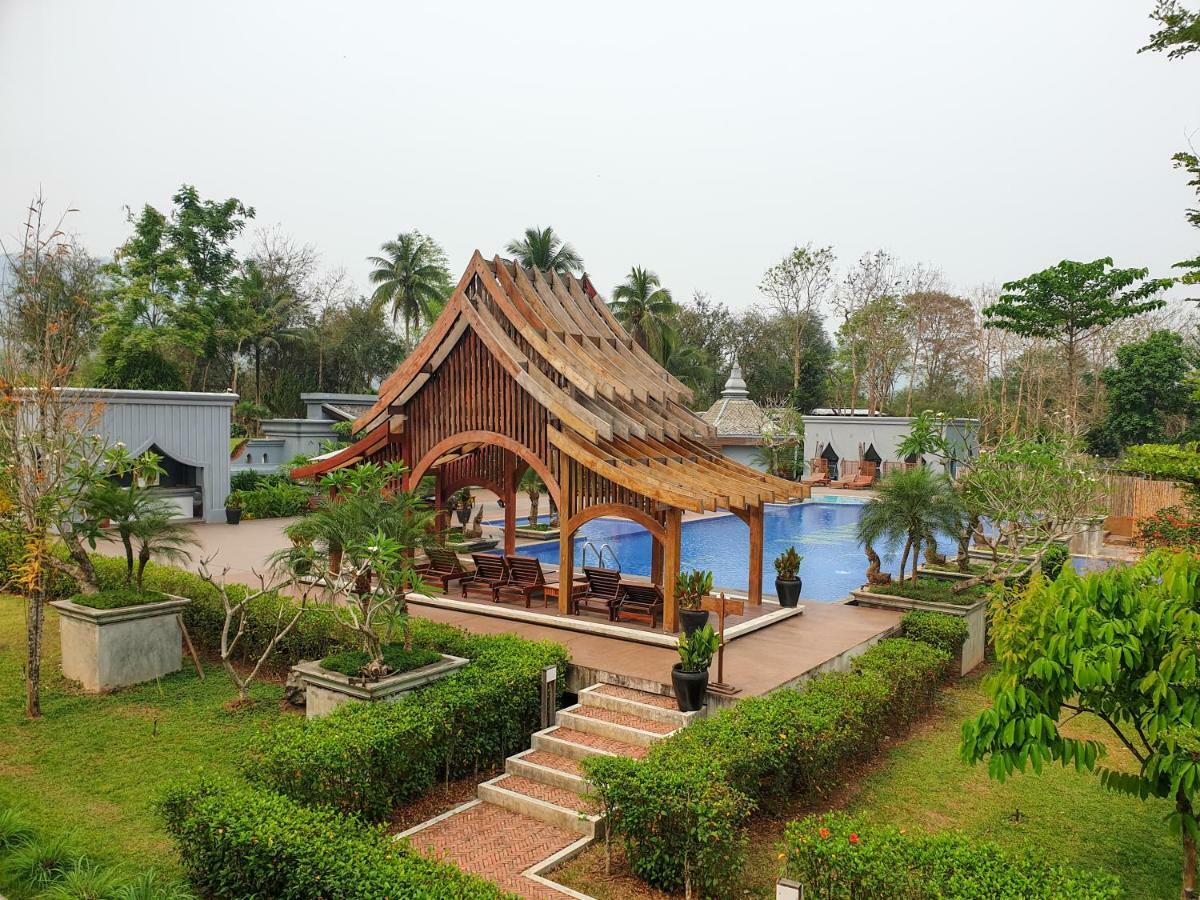 โรงแรมเลอ ปาเล จูเลียน่า หลวงพระบาง ภายนอก รูปภาพ
